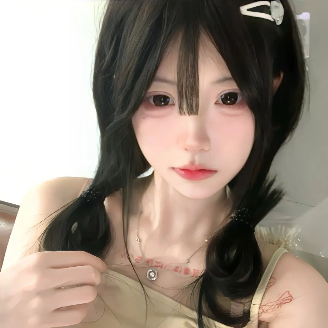 关于她的二三事